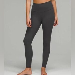NWOT - Lululemon Align Leggings - Size 4